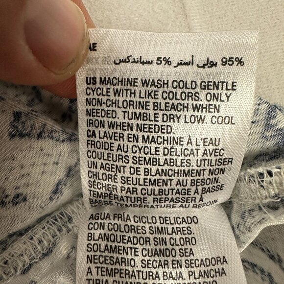 INC International Concepts Snake Print Cold Shoulder Top M V-Neck Short Sleeve - Picture 5 of 9